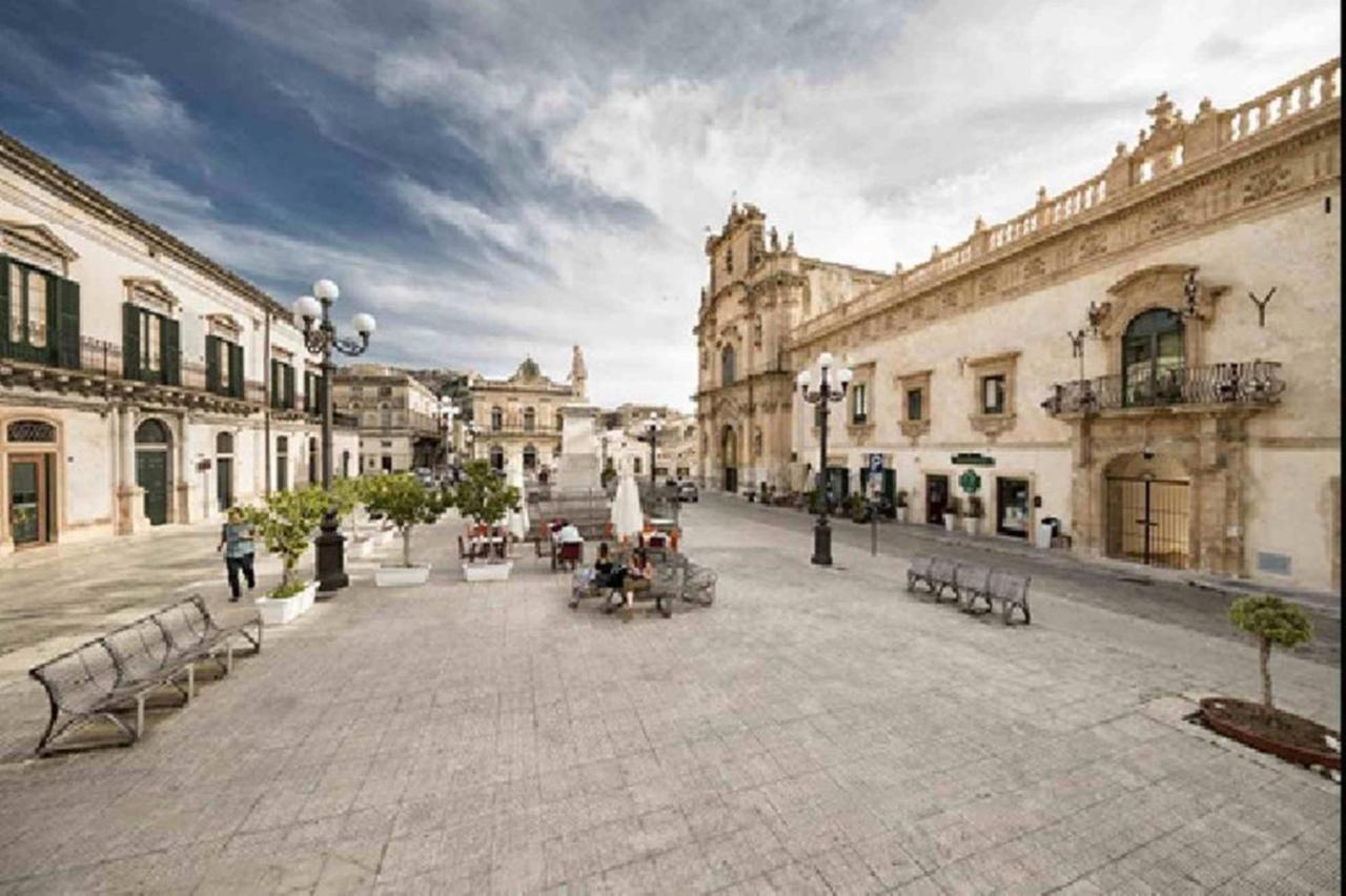סירקוזה Ortigia Sunset Apartments - Xenia Sicily Villas מראה חיצוני תמונה
