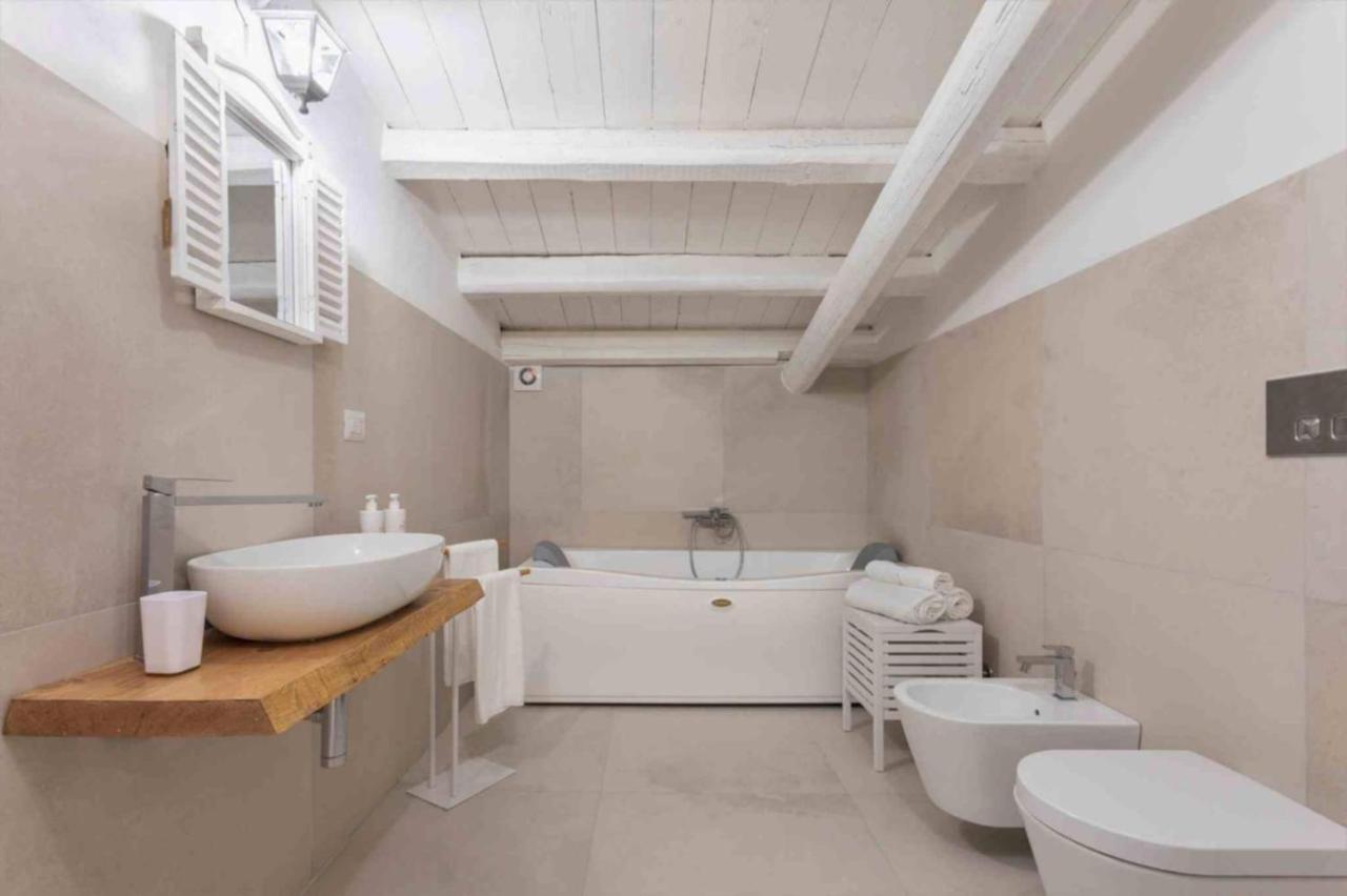 סירקוזה Ortigia Sunset Apartments - Xenia Sicily Villas מראה חיצוני תמונה